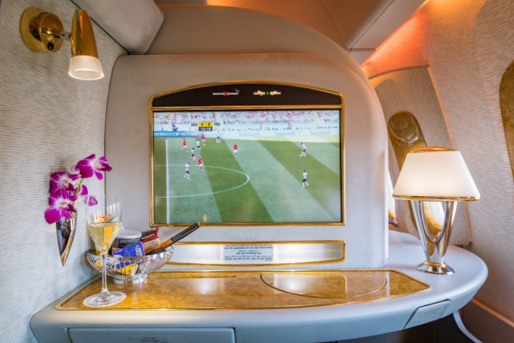 欧冠名单揭,曼城锋线哈,兰德领航,千亿体育官网,千亿体育直播,体育赛事直播,足球直播