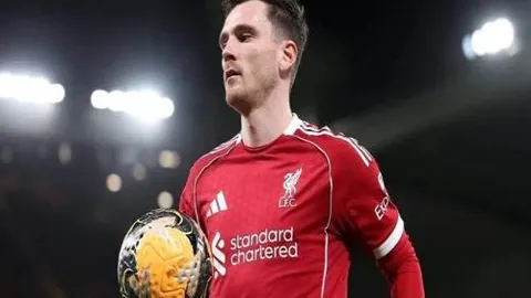 分析掘金队排名波动如何影响约基奇MVP争夺战