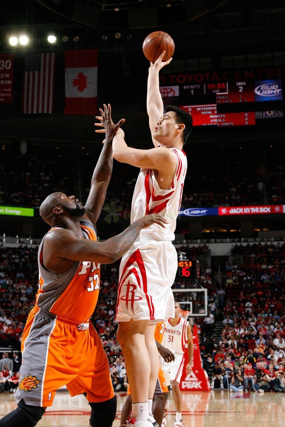 扯她们的防 扯她们的防